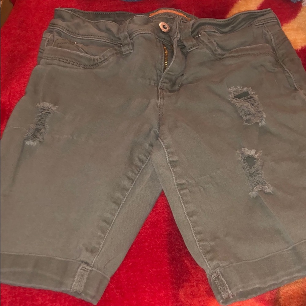 YMI Girl’s Army Green Shorts sz 12